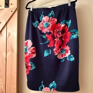 Floral Print Navy Skirt - Size 2xl